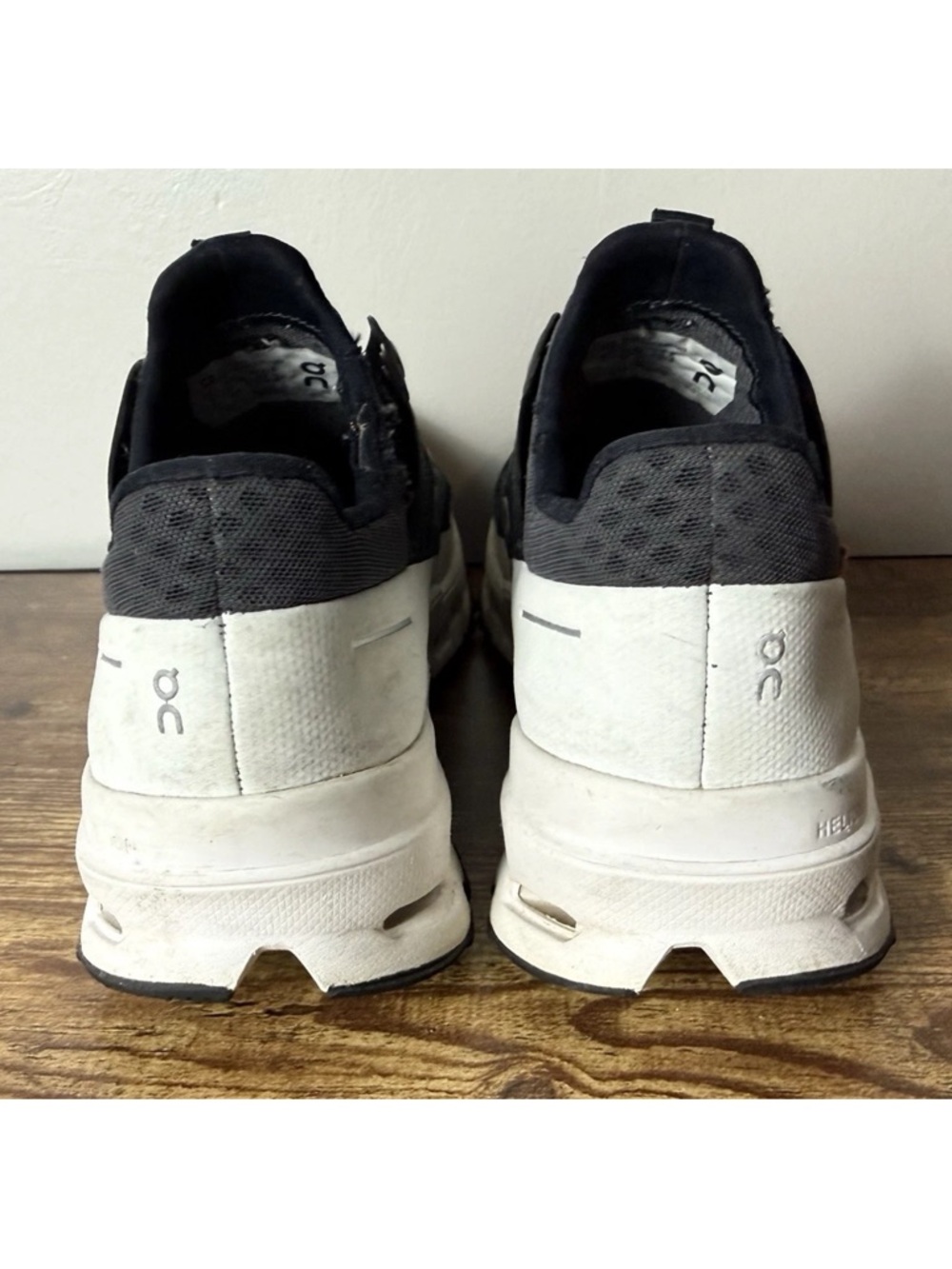 On Cloudultra 2 All Terrain Running Shoes Women's Size 7.5 Black White Helion - Picture 6 of 11
